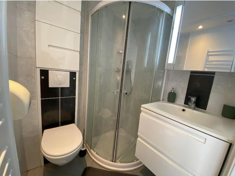 Апартаменты Jean Paul 2 Au Coeur De Rouen , Gare "Menage & Linge Inclus" Экстерьер фото