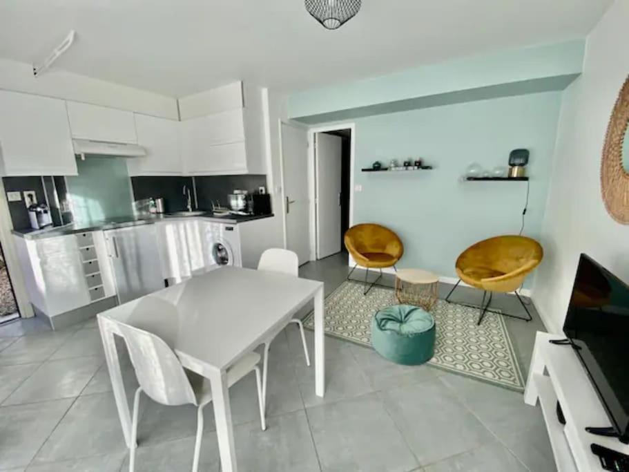 Апартаменты Jean Paul 2 Au Coeur De Rouen , Gare "Menage & Linge Inclus" Экстерьер фото